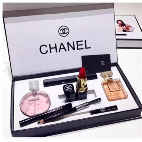 Chanel gifts